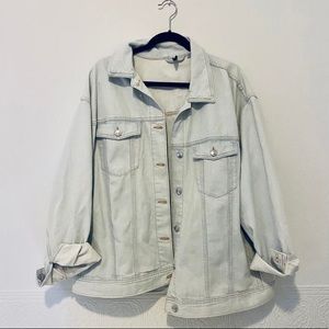 Oversized denim jacket